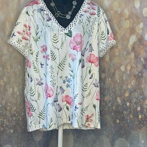 Fashion Nova Floral V-Neck Women's Top Size 2X